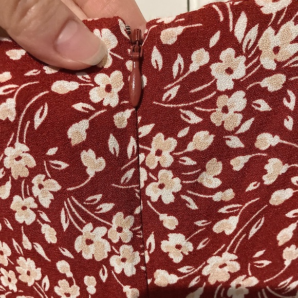 REFORMATION Red Liya Flower Girl Midi Dress Size 6 - Picture 7 of 9